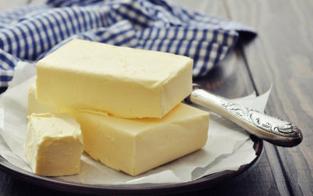 Valgyti sviestą – ne tik sveika: jis padeda ir sulieknėti