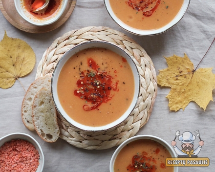 Turkiška raudonųjų lęšių sriuba