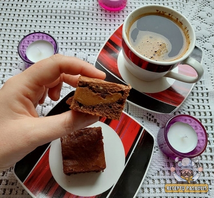 Beatos šokoladinis pyragas su rududu