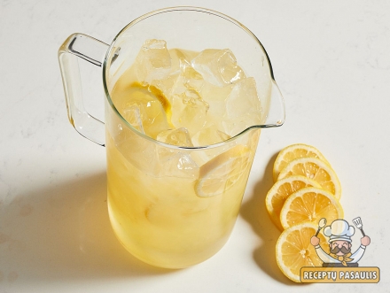 Kaip teisingai spausti citrusinių vaisių sultis?