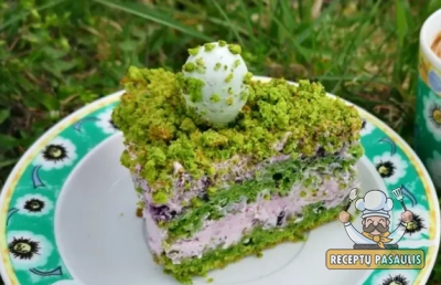 Tortas Žalioji mėlynė su maskarponės sūrio ir grietinėlės kremu