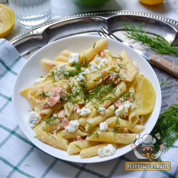 Penne makaronai su lašiša ir krapų padažu