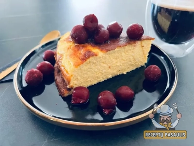 Varškės ir rikotos sūrio apkepas su obuoliais bei ryžių miltais