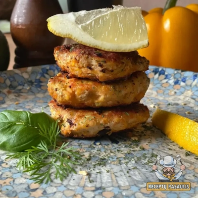 Minkšti ir sultingi žuvies blynai su kiaušiniu