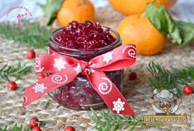 Kalėdinis spanguolių padažas