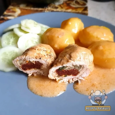 Vištienos suktinukai su sūriu ir saulėje džiovintais pomidorais