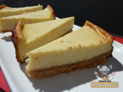Niujorko sūrio pyragas su šokoladinių sausainių pagrindu