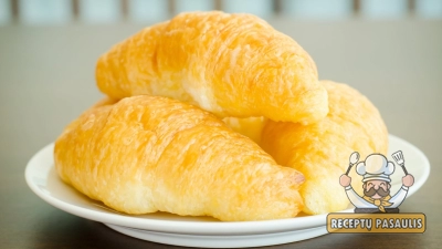 Naminiai sviestiniai kruasanai - geriausias receptas
