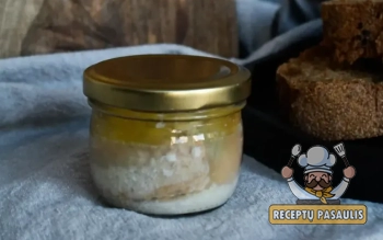 Žuvis stiklainiuose su drebučiais (kepta orkaitėje)