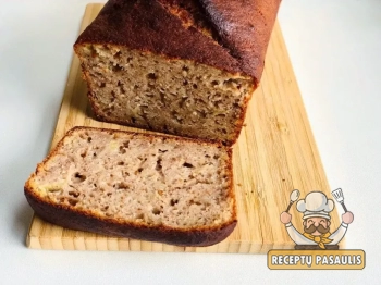 Bananų duona, kepta karšto oro gruzdintuvėje