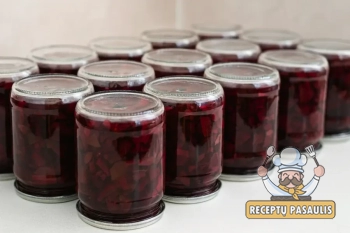 Marinuoti burokėlių lapai žiemai