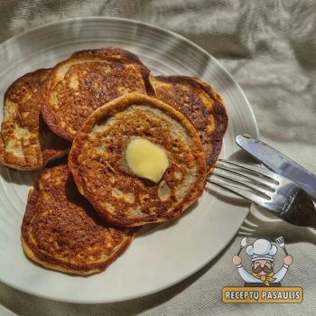 Blynai su pasukomis ir kepimo milteliais