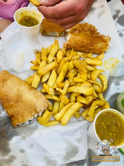 "Fish and chips" - žuvis tešloje su bulvių šiaudeliais