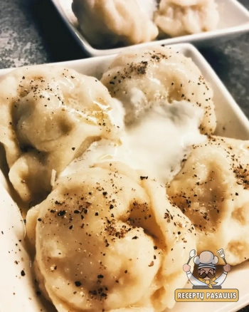 Naminiai koldūnai su šviežiais grybais