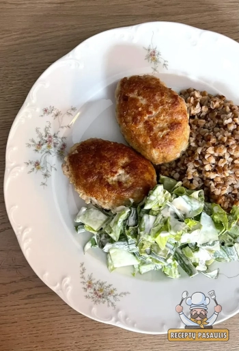 Kopūstų kotletai su grikiais