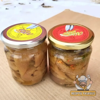 Marinuota žuvis stiklainiuose