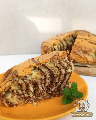 Marmurinis keksas su bananais