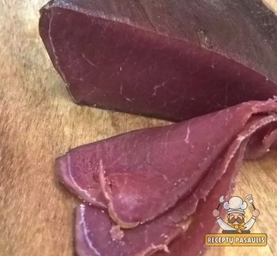 Naminis vytintas stirnienos kumpis