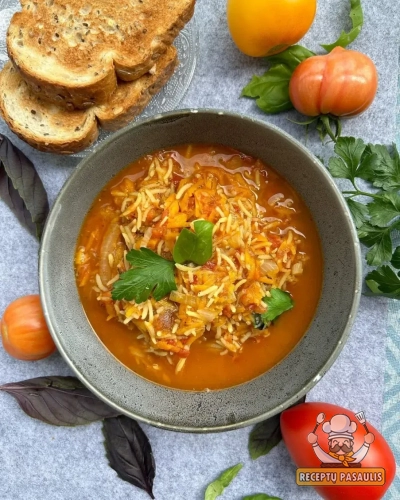 Skani ryžių pomidorinė sriuba su vištiena