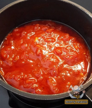 Natūralus naminis kečupas - pomidorų padažas su svogūnais