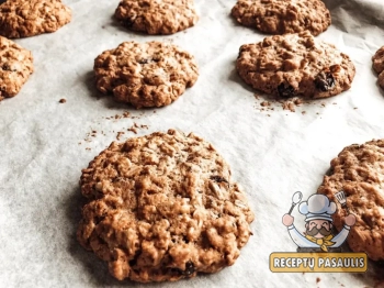 Avižiniai sausainiai su riešutų sviestu ir medumi