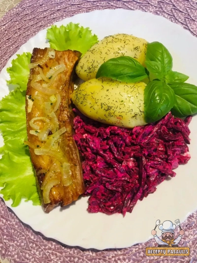 Kiaulienos šoninė, kepta konvekcinėje krosnelėje