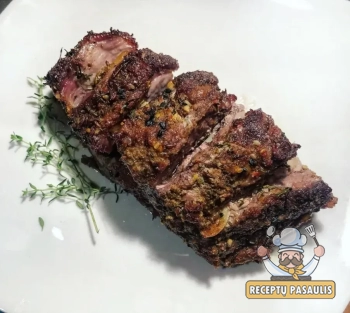 Orkaitėje kepta kiaulienos sprandinė (gabale)