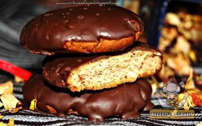 Vokiški meduoliai (Kalėdiniai meduoliai aplieti šokoladu)