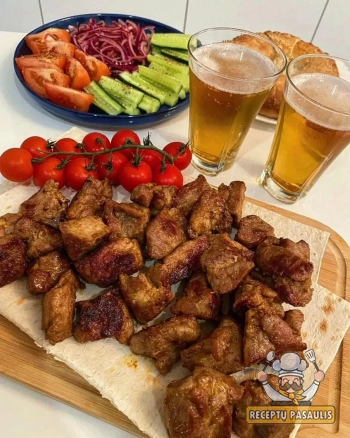 Kiaulienos sprandinės šašlyko marinavimas su citrinomis bei svogūnais