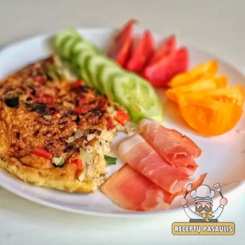 Omletas su miltais ir daržovėmis