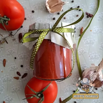 Skaniausias naminis pomidorų padažas