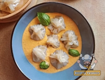 Koldūnai su daržovių ir grietinėlės padažu