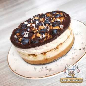 Riešutinis tortas su kokosų kremu be cukraus