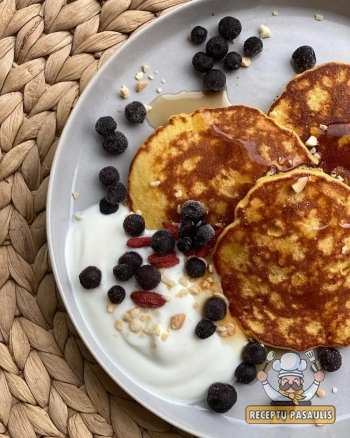 Morkų ir varškės blyneliai