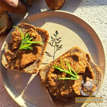 Miško grybų paštetas su daržovėmis