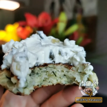 Paprasti baltagūžių kopūstų blynai