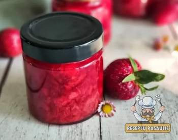 Saldžiarūgštė braškių uogienė su rabarbarais