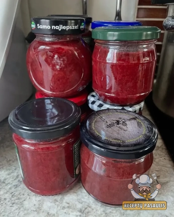 Braškių ir rabarbarų džemas - uogienė