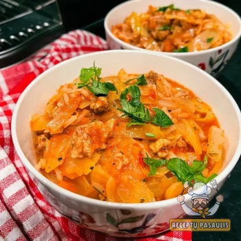 Lėtai troškintas balandėlių troškinys-sriuba