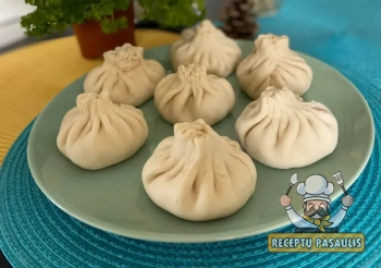 Chinkaliai - gruziniški koldūnai su mėsos įdaru