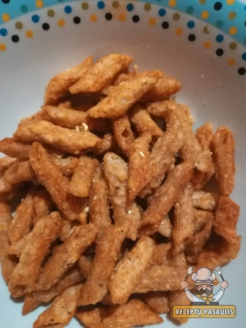 Naminiai makaronų čipsai