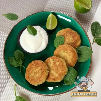 Cukinijų kepsneliai su sūriu ir varške orkaitėje