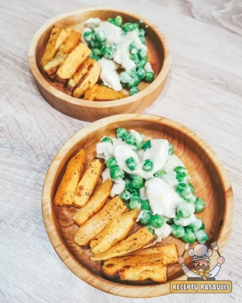 Vištiena su žirneliais, grietinėle ir batatais