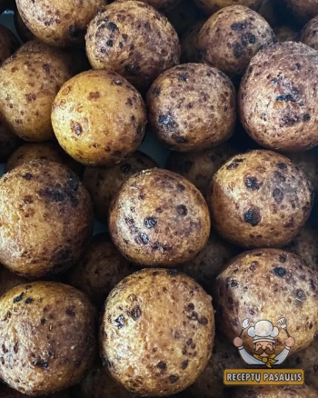 Greitos spurgos keptuvėje su kondensuotu pienu