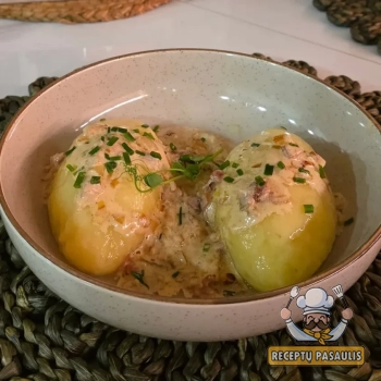 Virtų bulvių cepelinai su vištienos kepenėlėmis