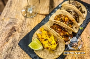 Takai su faršu-malta mėsa (jautiena) ir konservuotais kukurūzais