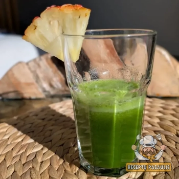 Špinatų ir avokadų glotnutis