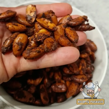 Karamelizuoti migdolai orkaitėje