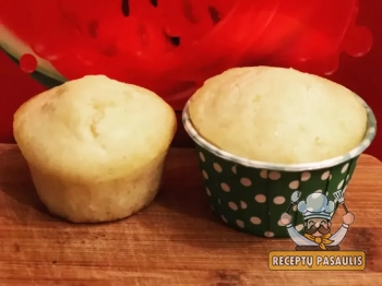 Natūraliai saldūs bananų keksiukai vaikams