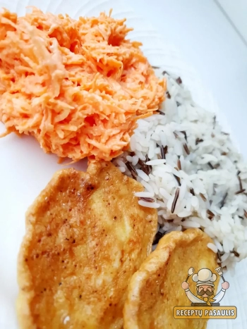 Keto vištienos kepsneliai su sūriu, kepti orkaitėje